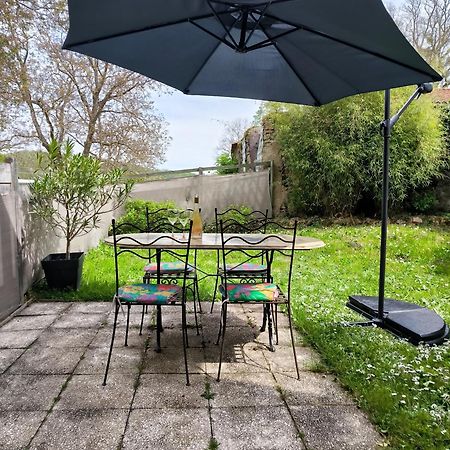 Gites Le Vieux Vinzelles Volvic Exterior foto
