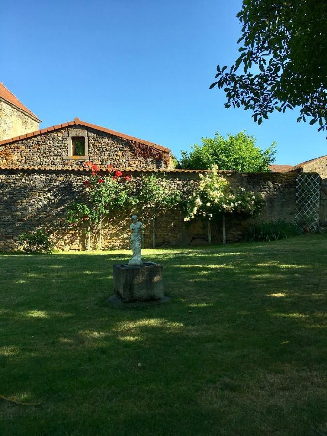 Gites Le Vieux Vinzelles Volvic Exterior foto